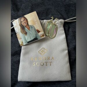 Kendra Scott Monochrome earrings
